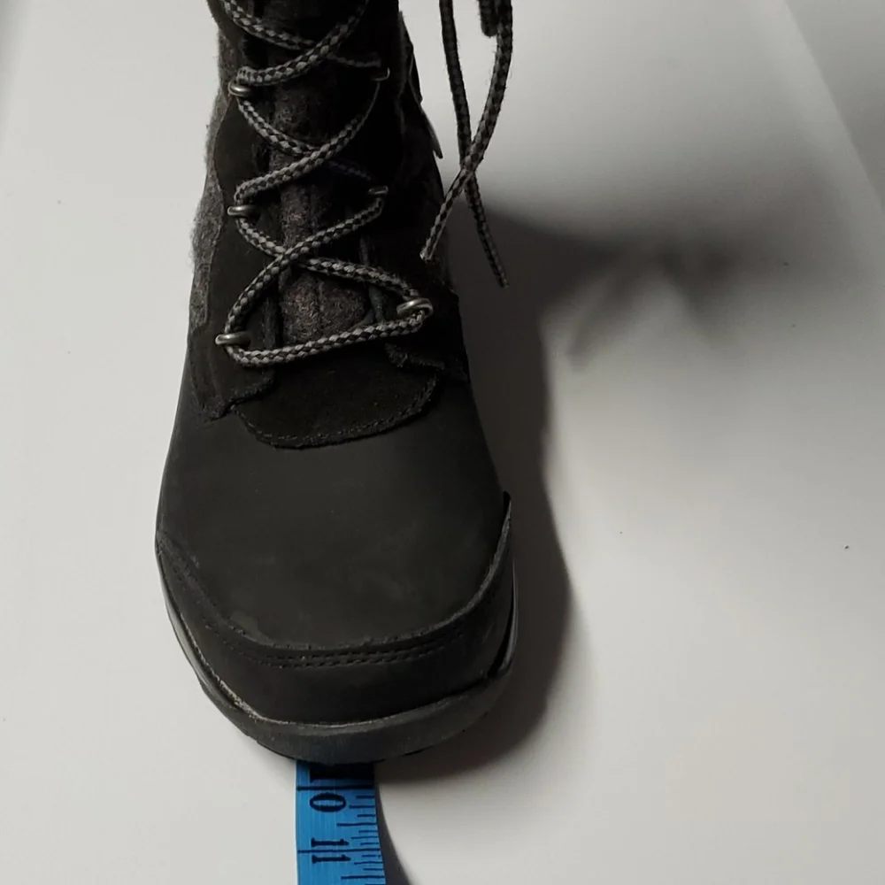Salomon Lace Up Winter Boots Women US 5.5 Black Gray Zipper Durable